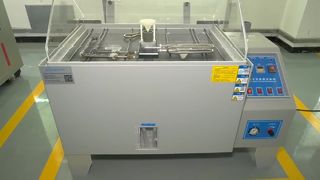 Teste de corrosão em câmara de teste de spray de sal