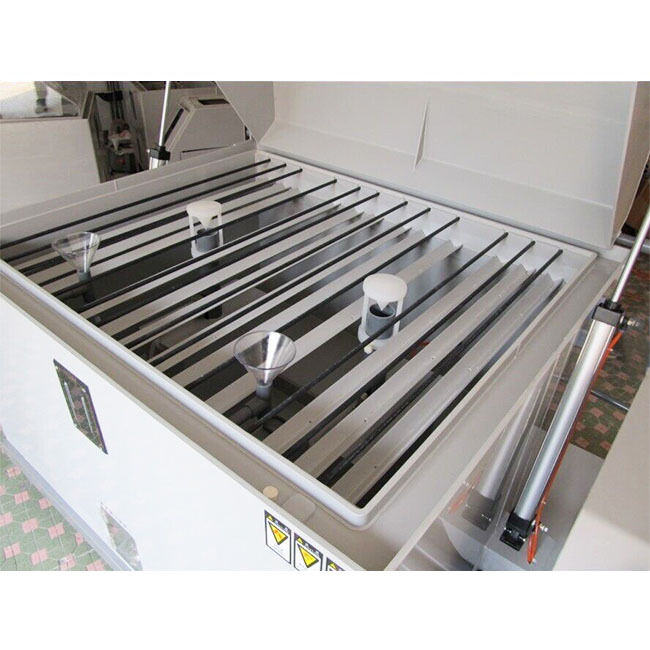 AC220V 50Hz Câmara de nevoeiro de sal Dimensões de câmara personalizadas Unidade de teste de corrosão por spray de sal para controle e teste industrial